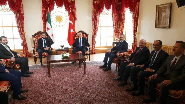 এরদোগানের সঙ্গে সিরিয়ার অন্তর্বর্তী প্রেসিডেন্টের...