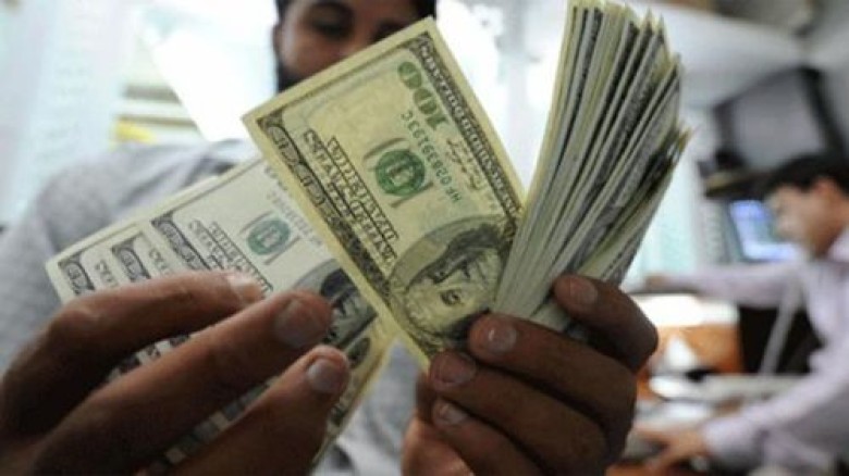 নভেম্বরের ১০ দিনে এলো ১ বিলিয়ন ডলার রেমিট্যান্স