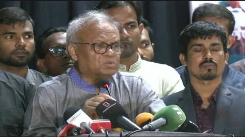 প্রধান উপদেষ্টার প্রশাসন থেকেই দোসরদের প্রশ্রয় দেয়া হচ্ছে: রিজভী