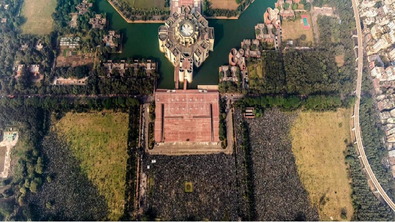 অশ্রুসিক্ত শেষ বিদায়ে খালেদা জিয়ার জানাজ