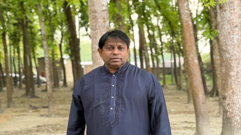 তৃণমূল থেকে জাতীয় রাজনীতি: এক অদম্য সংগ্