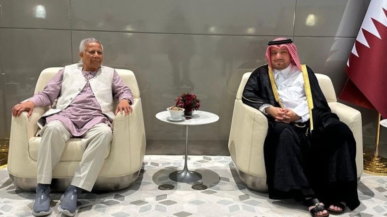 আর্থনা শীর্ষ সম্মেলনে যোগ দিতে দোহায় পৌঁছেছেন ড. ই...