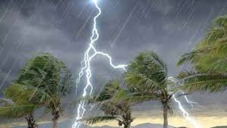 ১৬ জেলায় ৬০ কিলোমিটার বেগে ঝড় ও বজ্রবৃষ্টির আভাস...