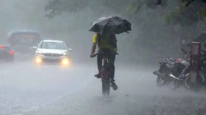 সন্ধ্যার মধ্যে ৬০ কিমি বেগে ঝড় ও ভারি বর্ষণের আভাস...