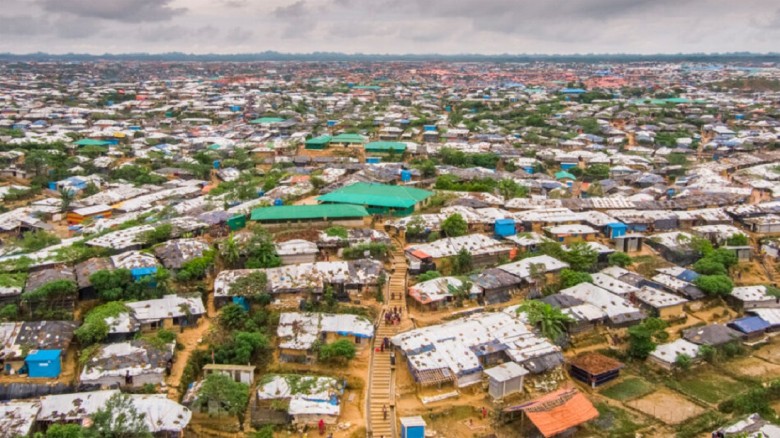 রোহিঙ্গা ক্যাম্পে আধিপত্যের লড়াই: দুই দি