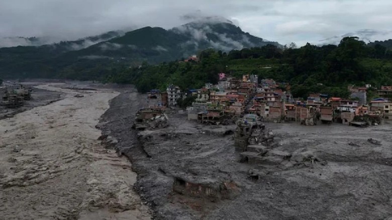 নেপাল ও তিব্বতে আকস্মিক বন্যা-ভূমিধস: ৮০